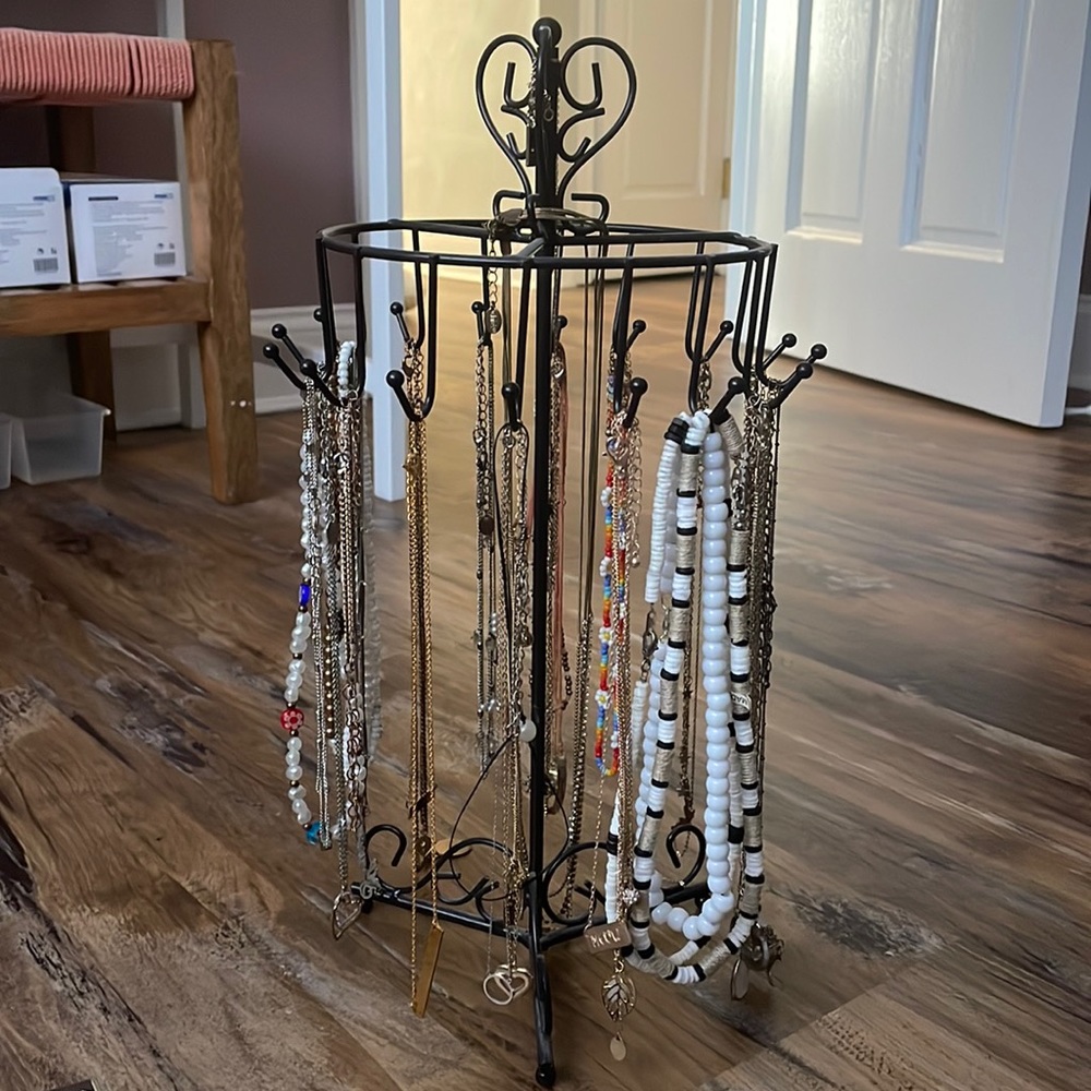 Rotating jewelry hanger, cute decor piece, spins so easy to access your jewelry